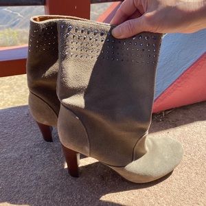 Enzo Angiolini booties